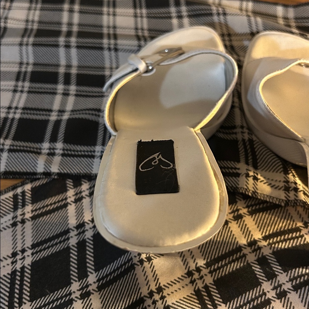 Windsor Stiletto buckle Mules - Picture 9 of 12